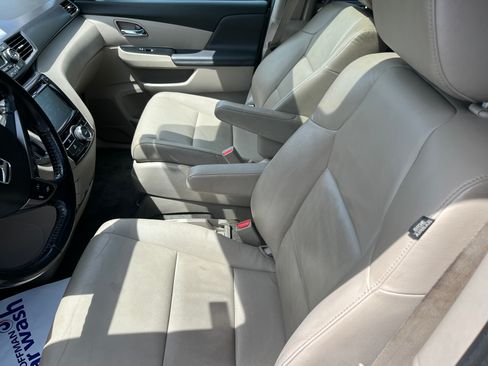 Used 2014 Honda Odyssey EX-L image 6