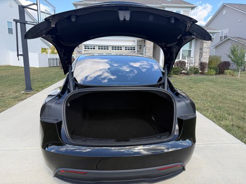 Used 2024 Tesla Model 3 Long Range image 15