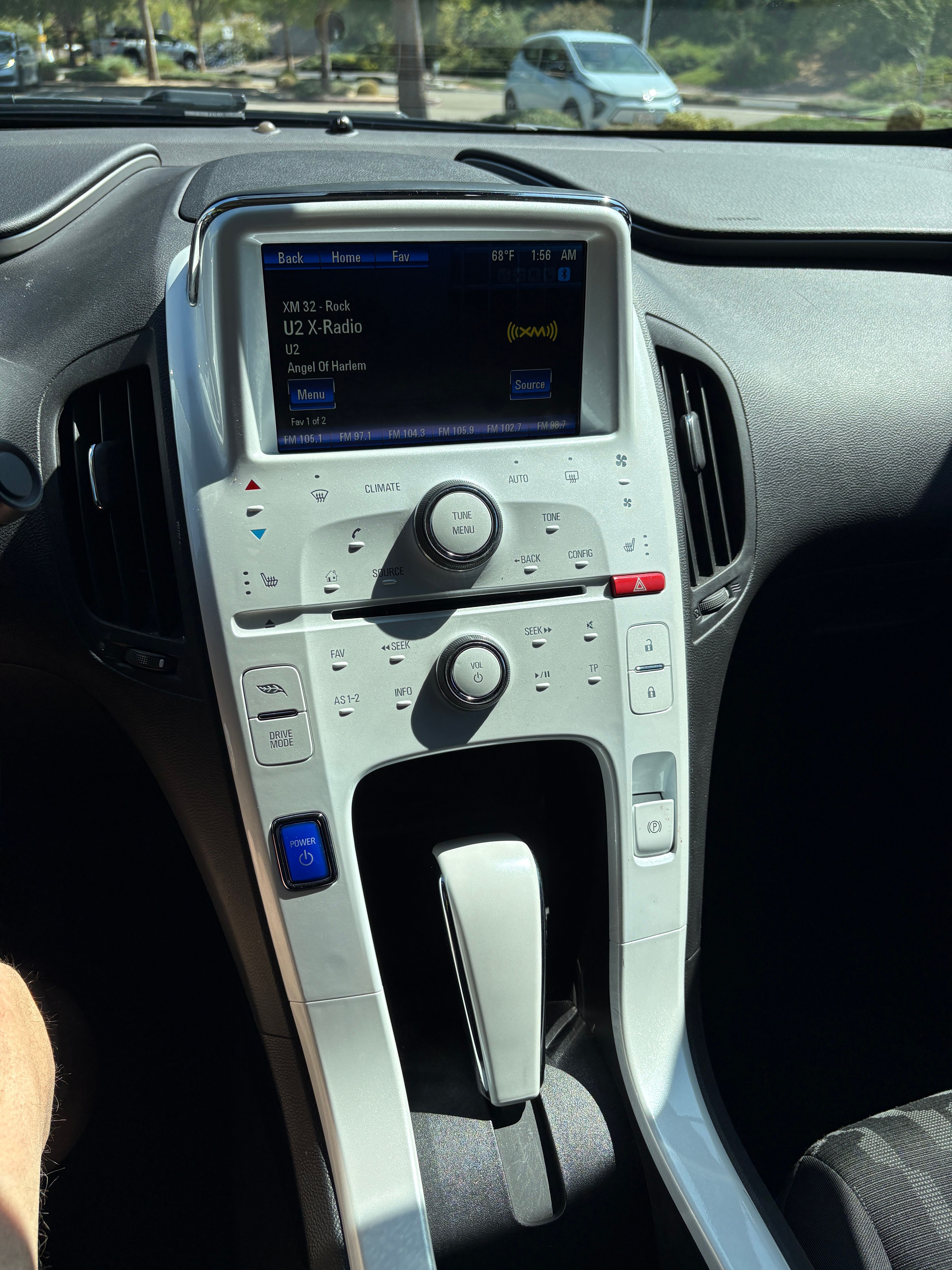 Used 2013 Chevrolet Volt w/ Enhanced Safety Package 1 FWD image 16