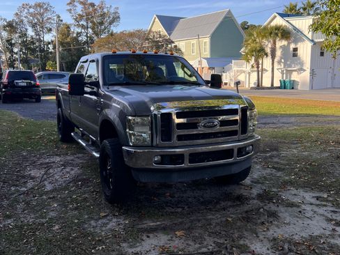 Used 2009 Ford F250 Lariat image 4