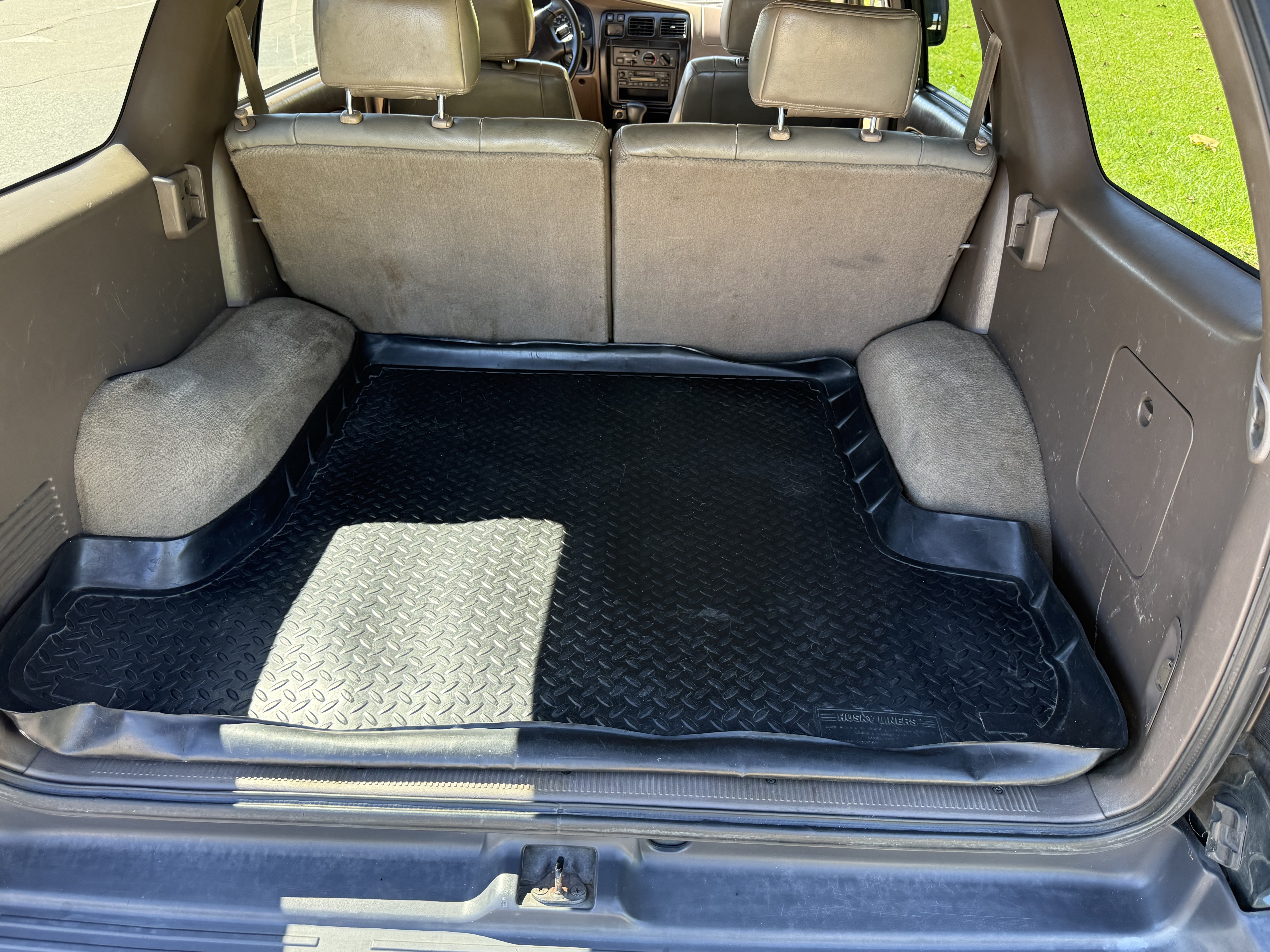 Used 1998 Toyota 4Runner SR5 RWD image 9