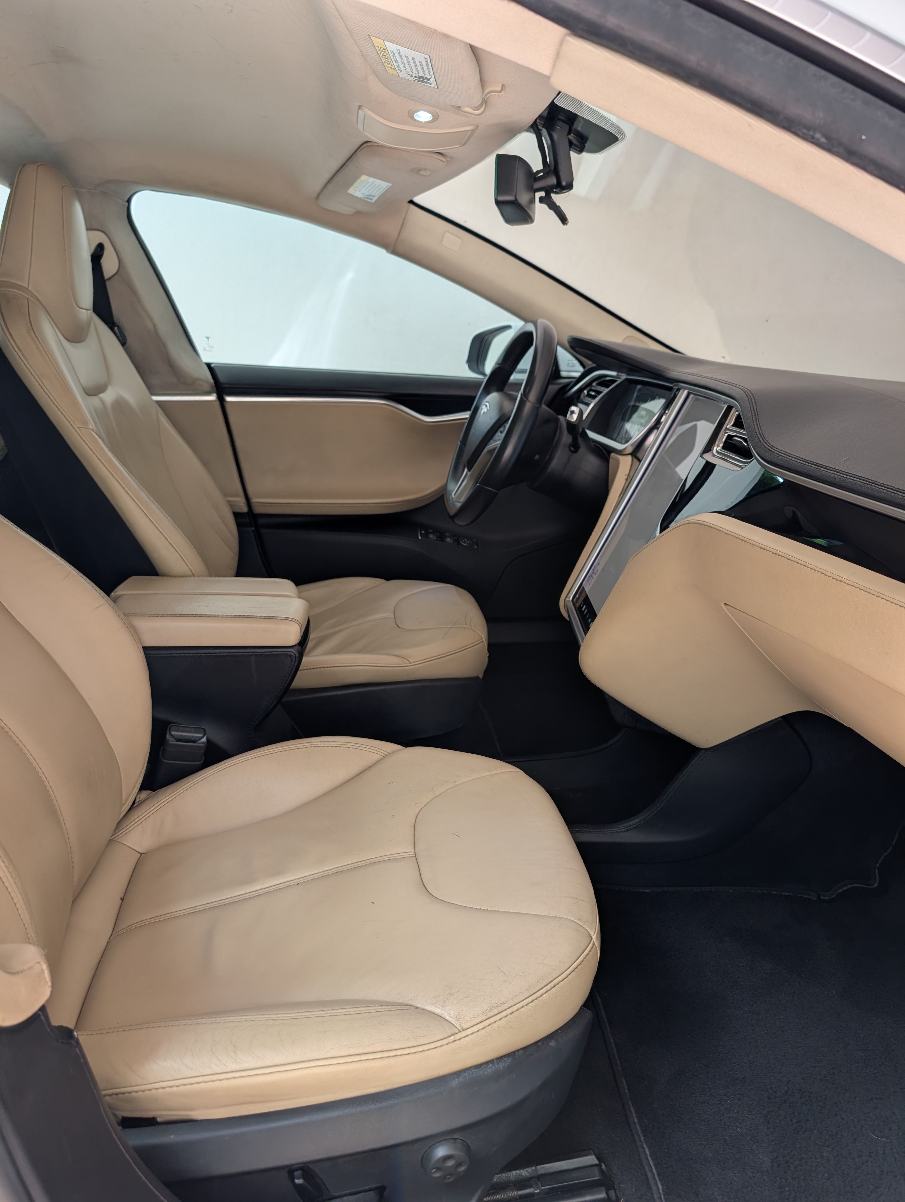 Used 2013 Tesla Model S RWD image 1