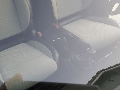 Used 2019 Buick Encore Preferred image 17