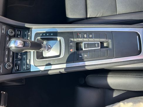 Used 2020 Porsche 718 Boxster S RWD image 23