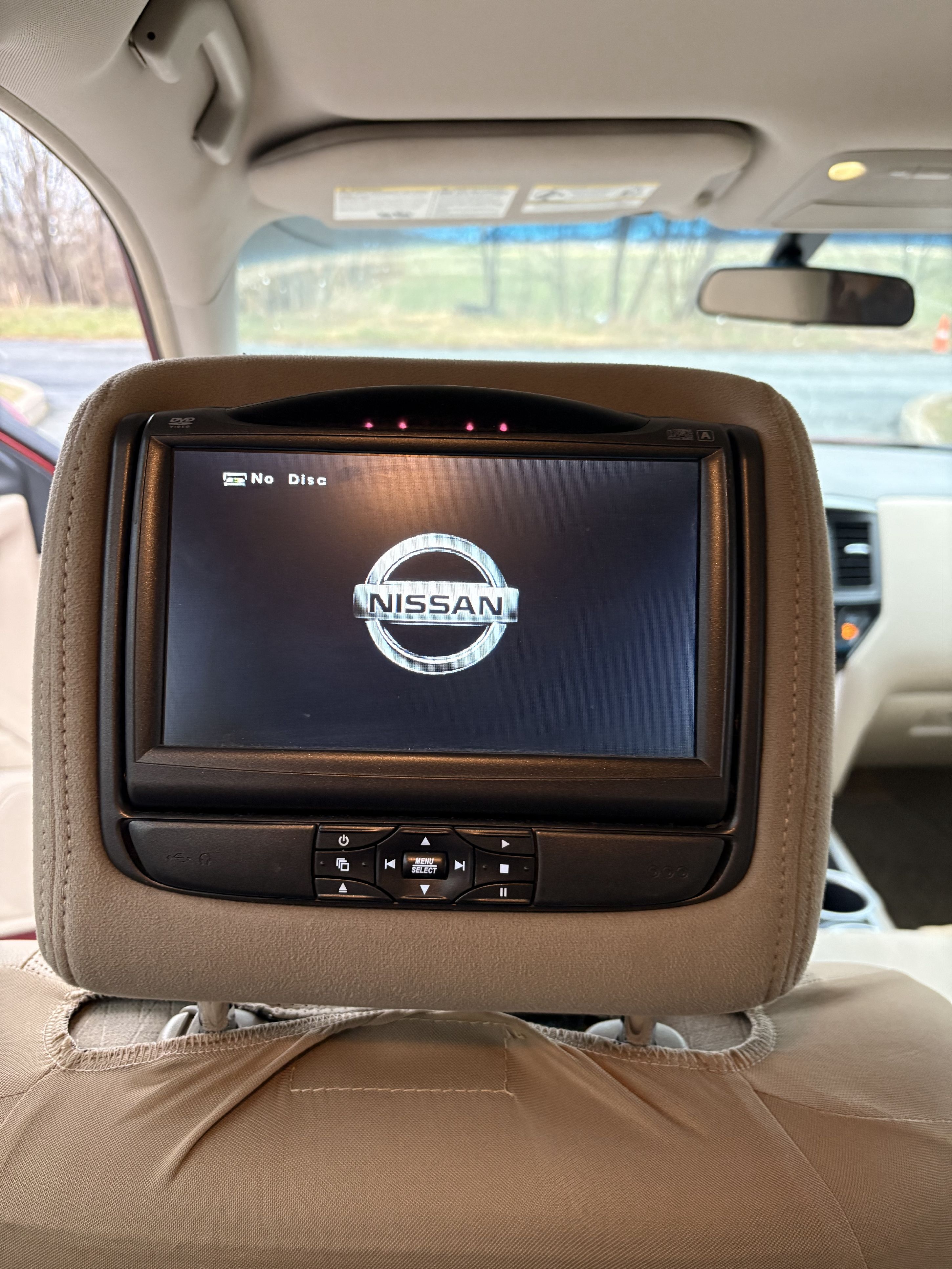 Used 2013 Nissan Pathfinder SV w/ Cargo Pkg AWD/4WD image 10
