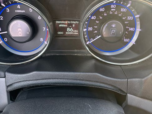 Used 2012 Hyundai Sonata GLS image 1