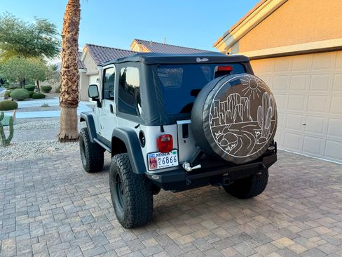 Used 2006 Jeep Wrangler Rubicon AWD/4WD image 4
