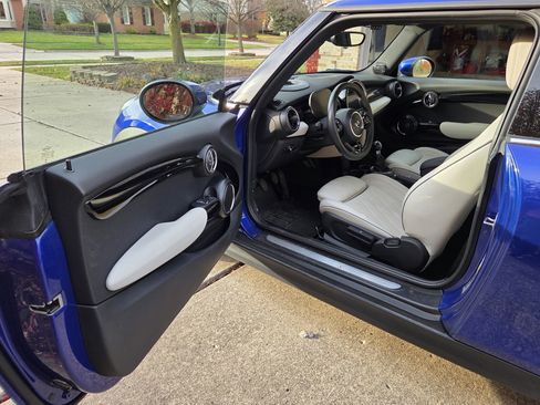 Used 2021 MINI Cooper S FWD image 10