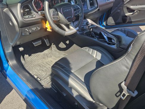Used 2023 Dodge Challenger SRT Hellcat image 8