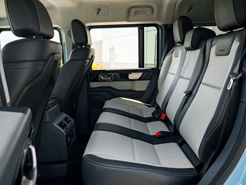 Used 2024 INEOS Grenadier AWD/4WD image 14