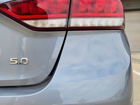 Used 2017 Genesis G80 5.0 Ultimate image 5