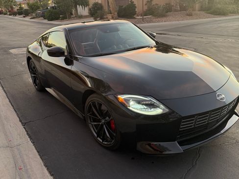 Used 2023 Nissan Z Performance w/ Floor Mat Package (L93) image 11