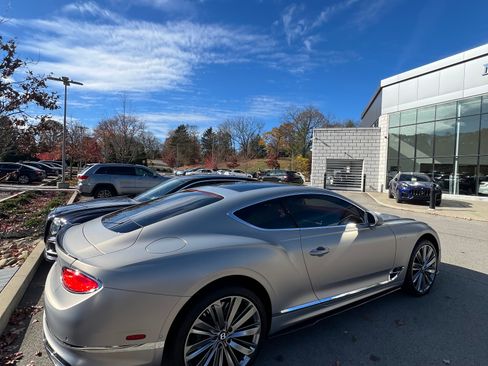 Used 2023 Bentley Continental GT Speed image 17