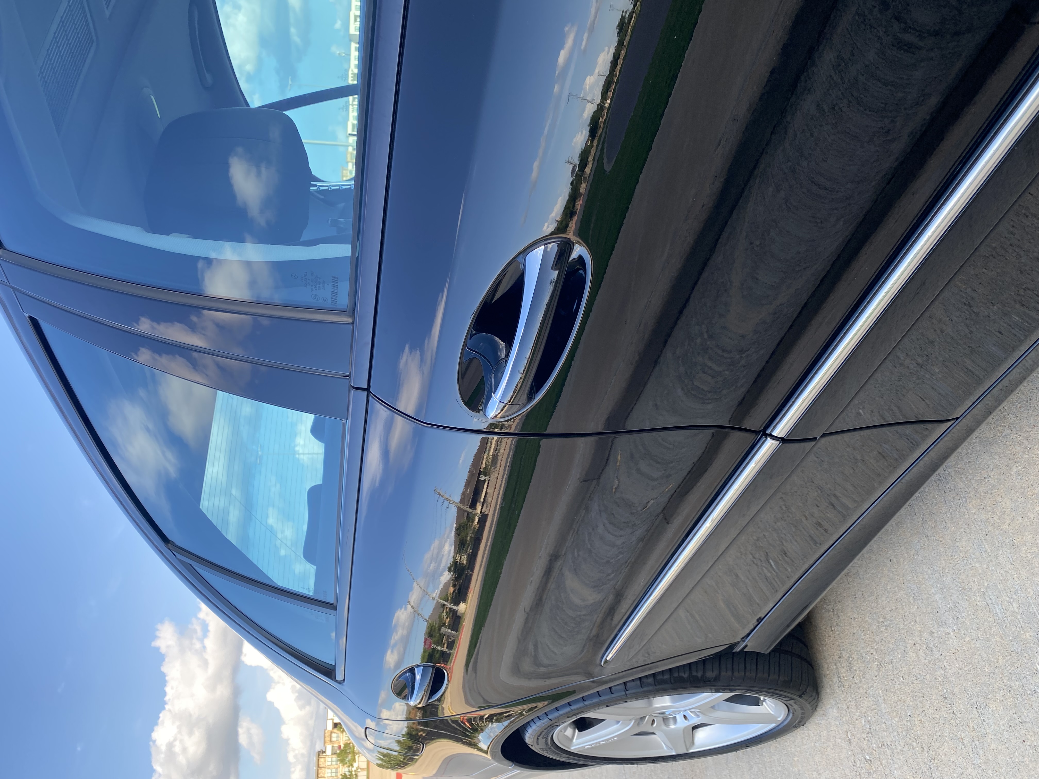 Used 2009 Mercedes-Benz E 550 Sedan image 6