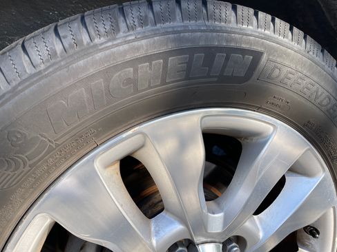 Used 2010 Toyota Sequoia Platinum image 10