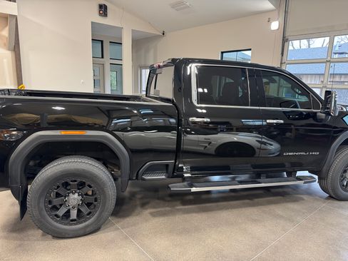 Used 2020 GMC Sierra 2500 Denali w/ Denali Ultimate Package image 4