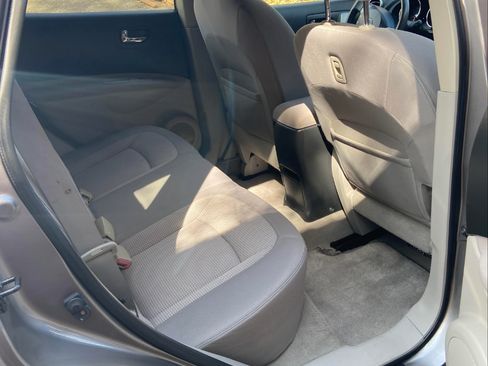 Used 2009 Nissan Rogue SL w/ Premium Pkg image 9