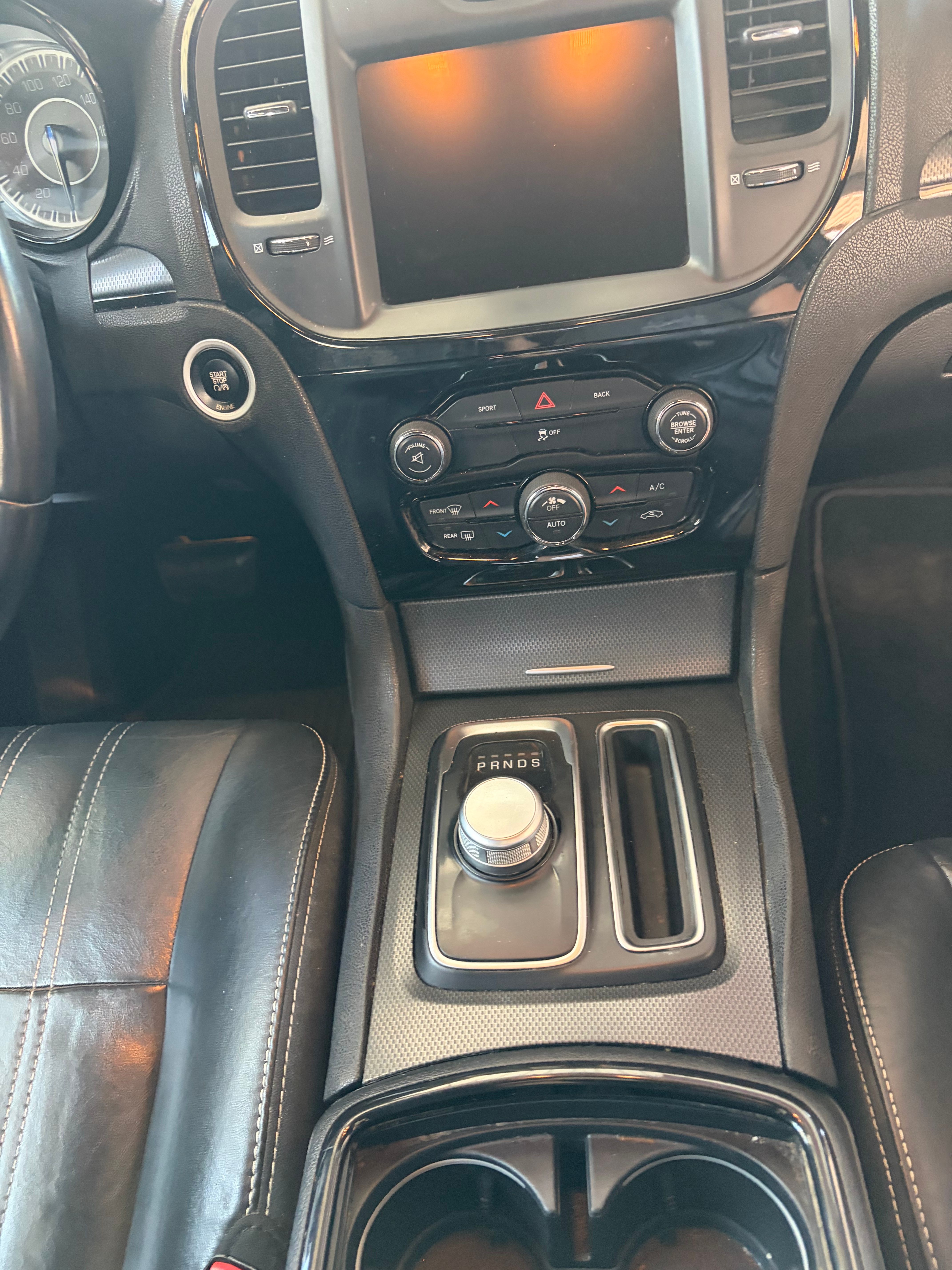 Used 2016 Chrysler 300 S RWD image 10