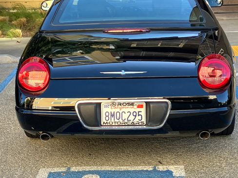 Used 2002 Ford Thunderbird RWD image 5