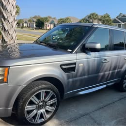 Used 2013 Land Rover Range Rover Sport Supercharged AWD/4WD image 2