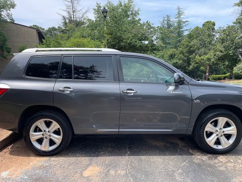 Used 2009 Toyota Highlander Limited AWD/4WD image 4