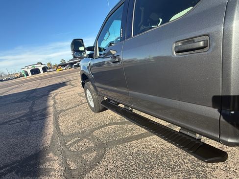 Used 2018 Ford F250 XLT w/ XLT Value Package image 17