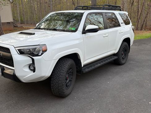 Used 2019 Toyota 4Runner TRD Pro image 2