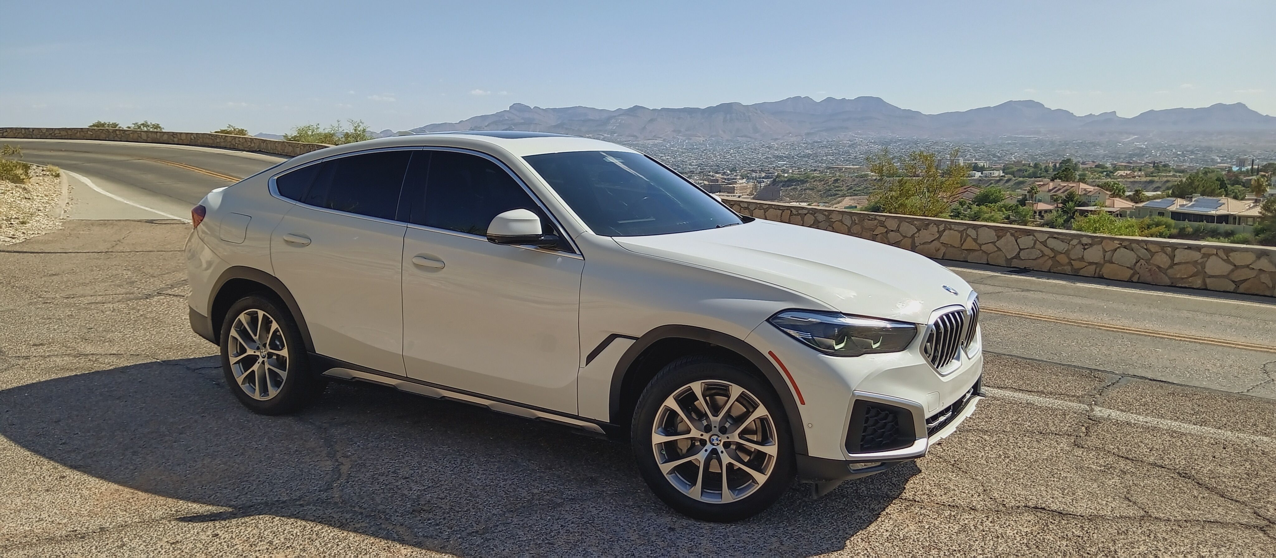 Used 2020 BMW X6 sDrive40i w/ Premium Package RWD image 15