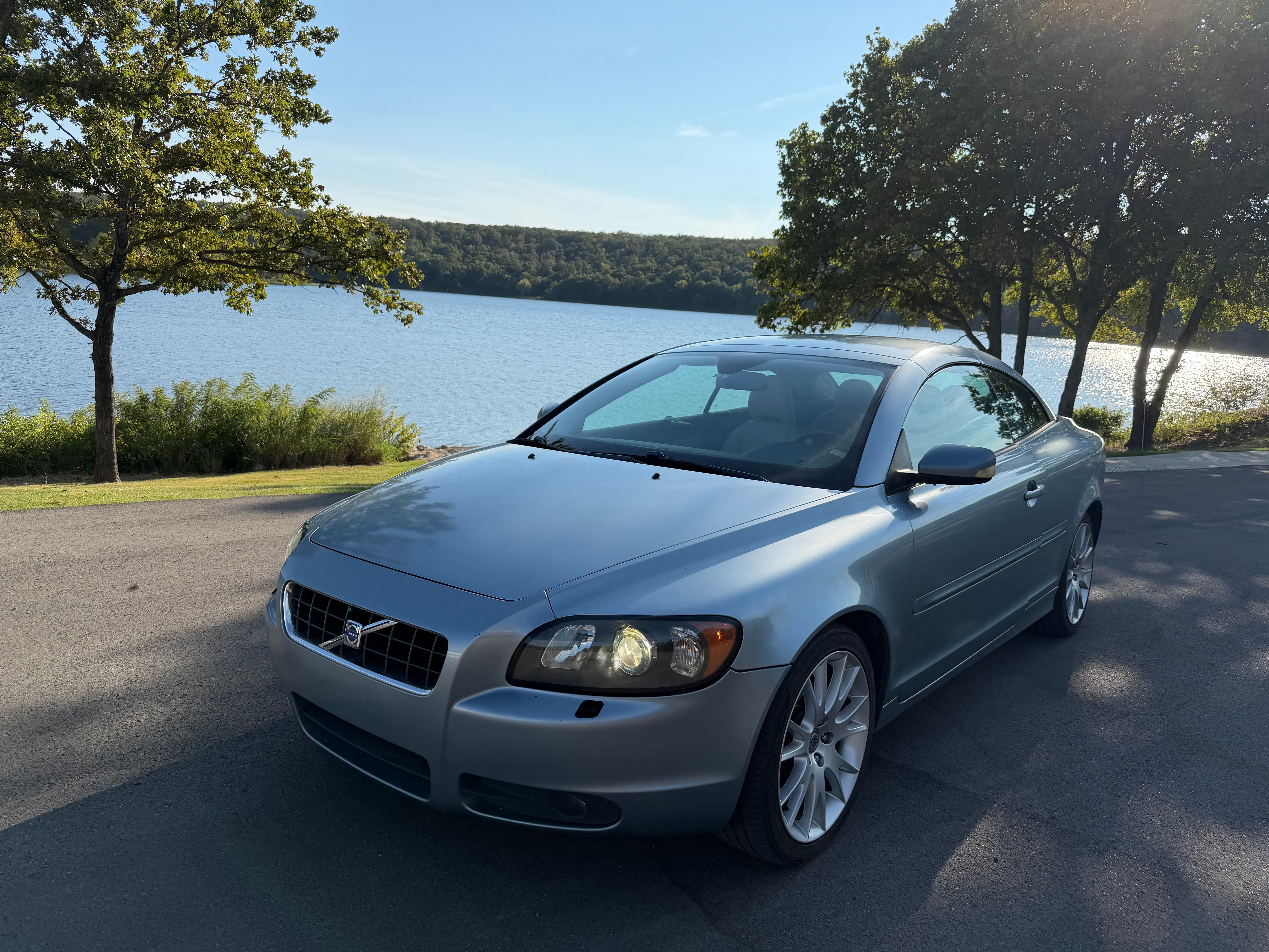 Used 2007 Volvo C70 T5 FWD image 5