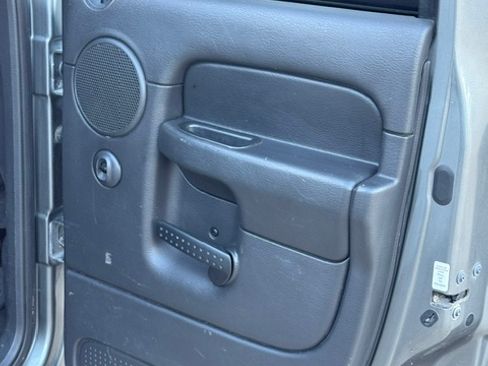 Used 2005 Dodge Ram 2500 Truck SLT RWD image 9