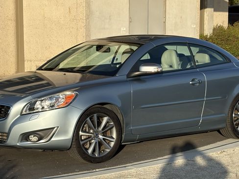 Used 2013 Volvo C70 T5 FWD image 6