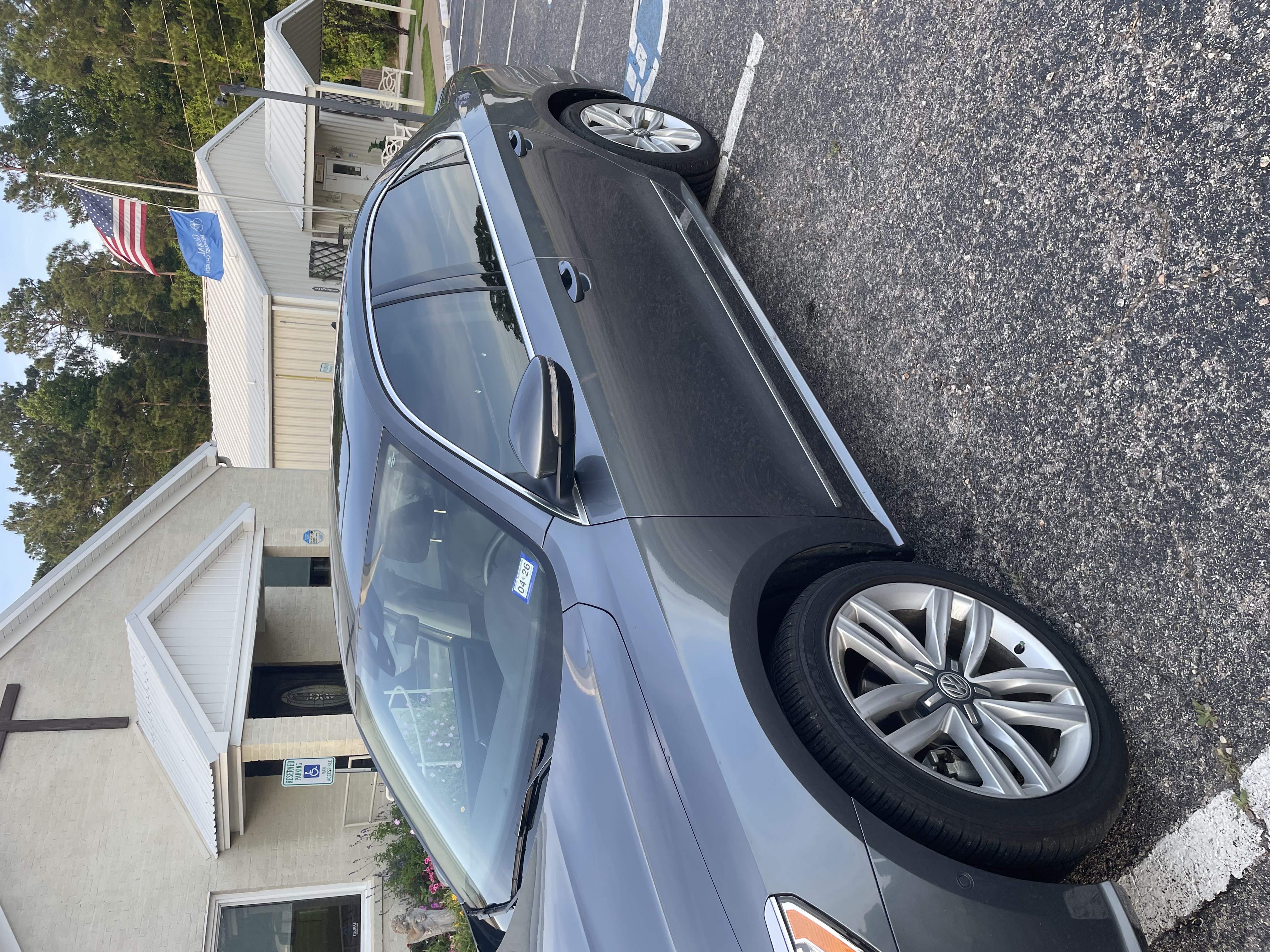 Used 2016 Volkswagen Passat 3.6 SEL Premium FWD image 2