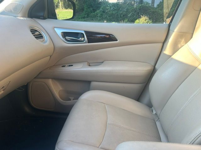 Used 2016 Nissan Pathfinder Platinum AWD/4WD image 20
