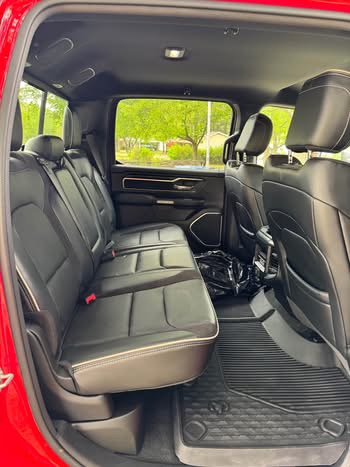 Used 2023 RAM 1500 Laramie AWD/4WD image 8