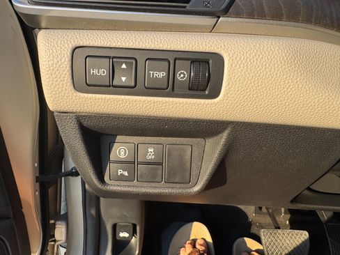 Used 2018 Honda Accord Touring image 18
