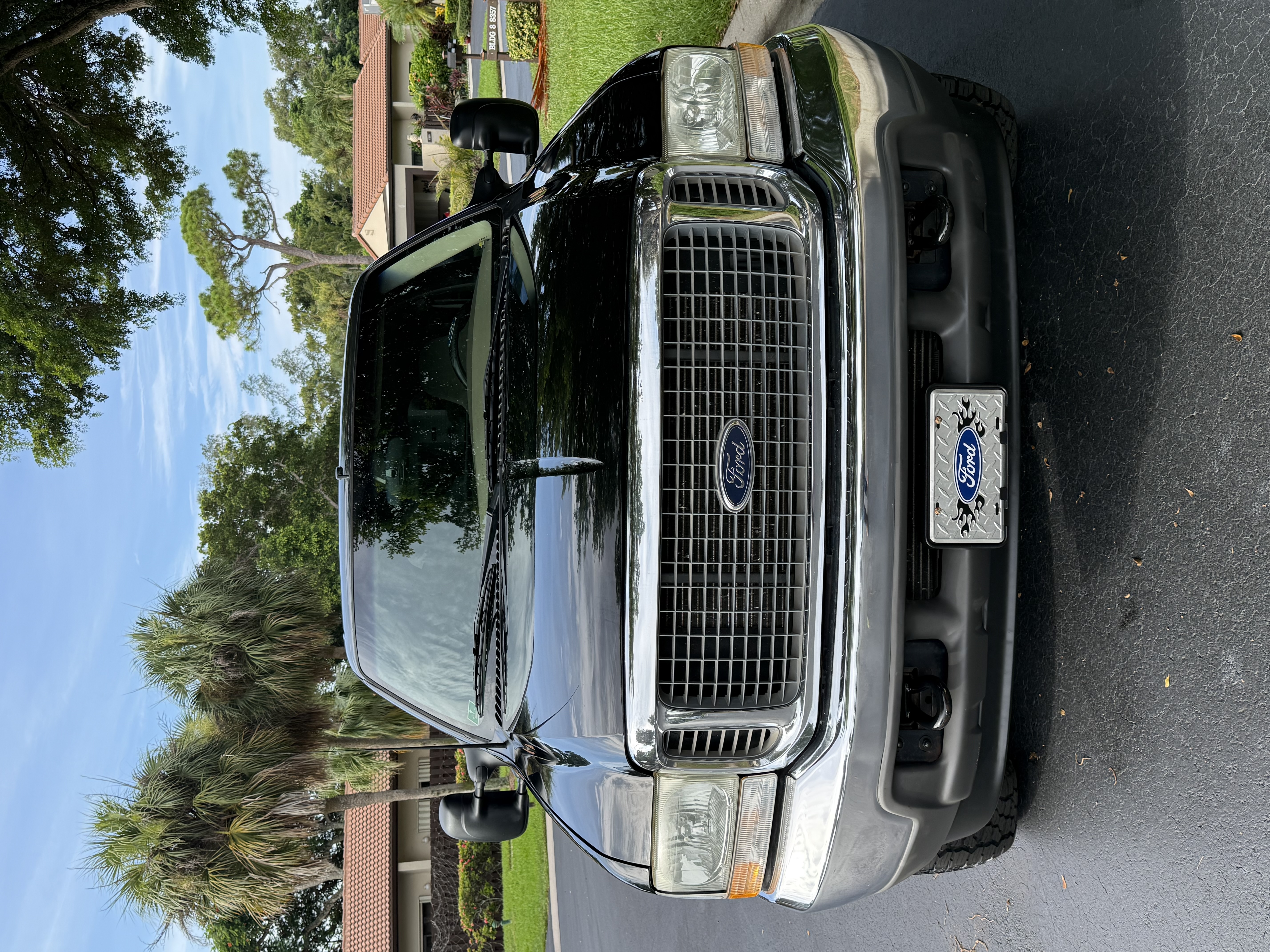Used 2002 Ford Excursion XLT AWD/4WD image 8