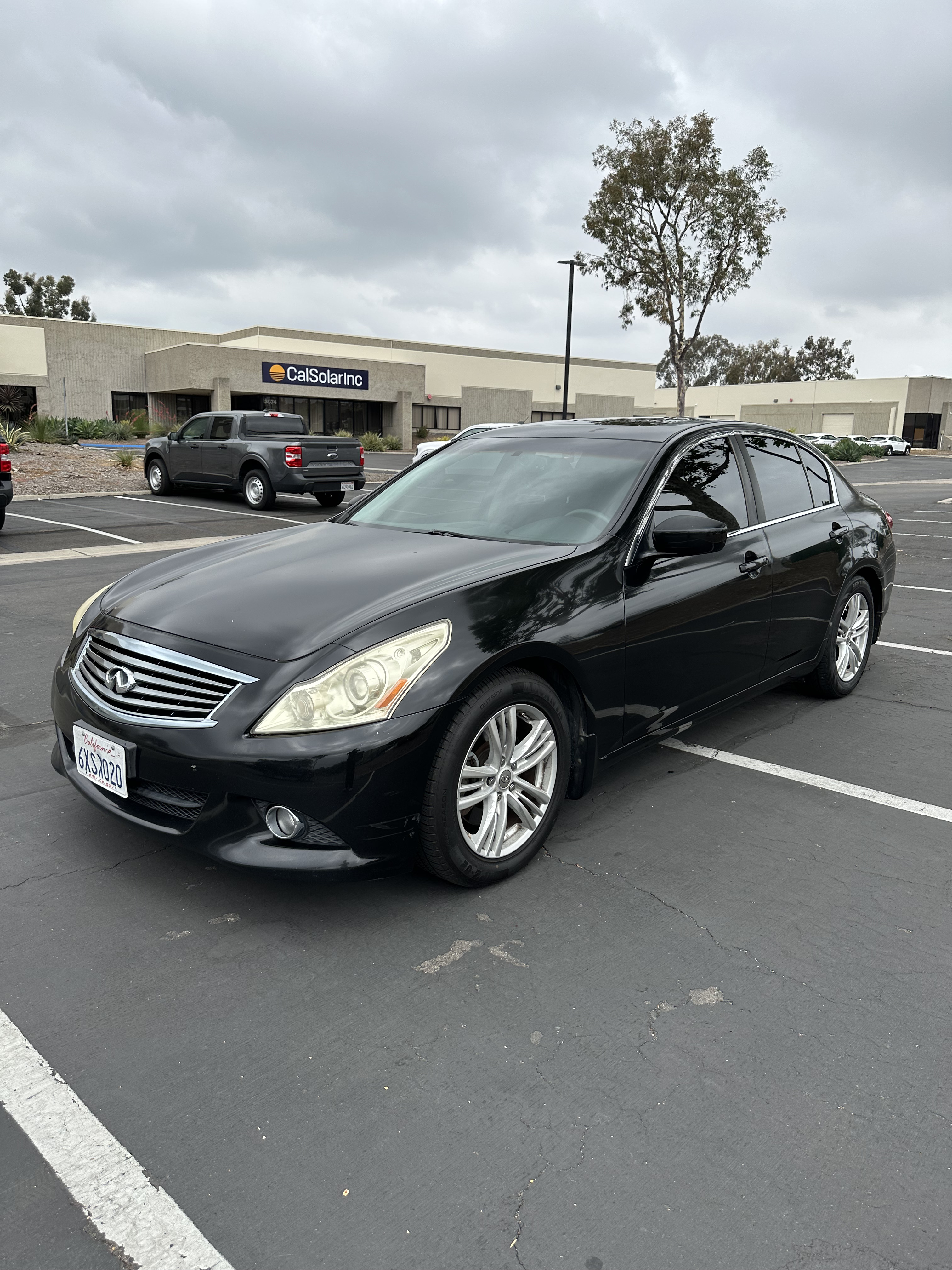Used 2013 INFINITI G37 Journey w/ Premium Pkg RWD image 2