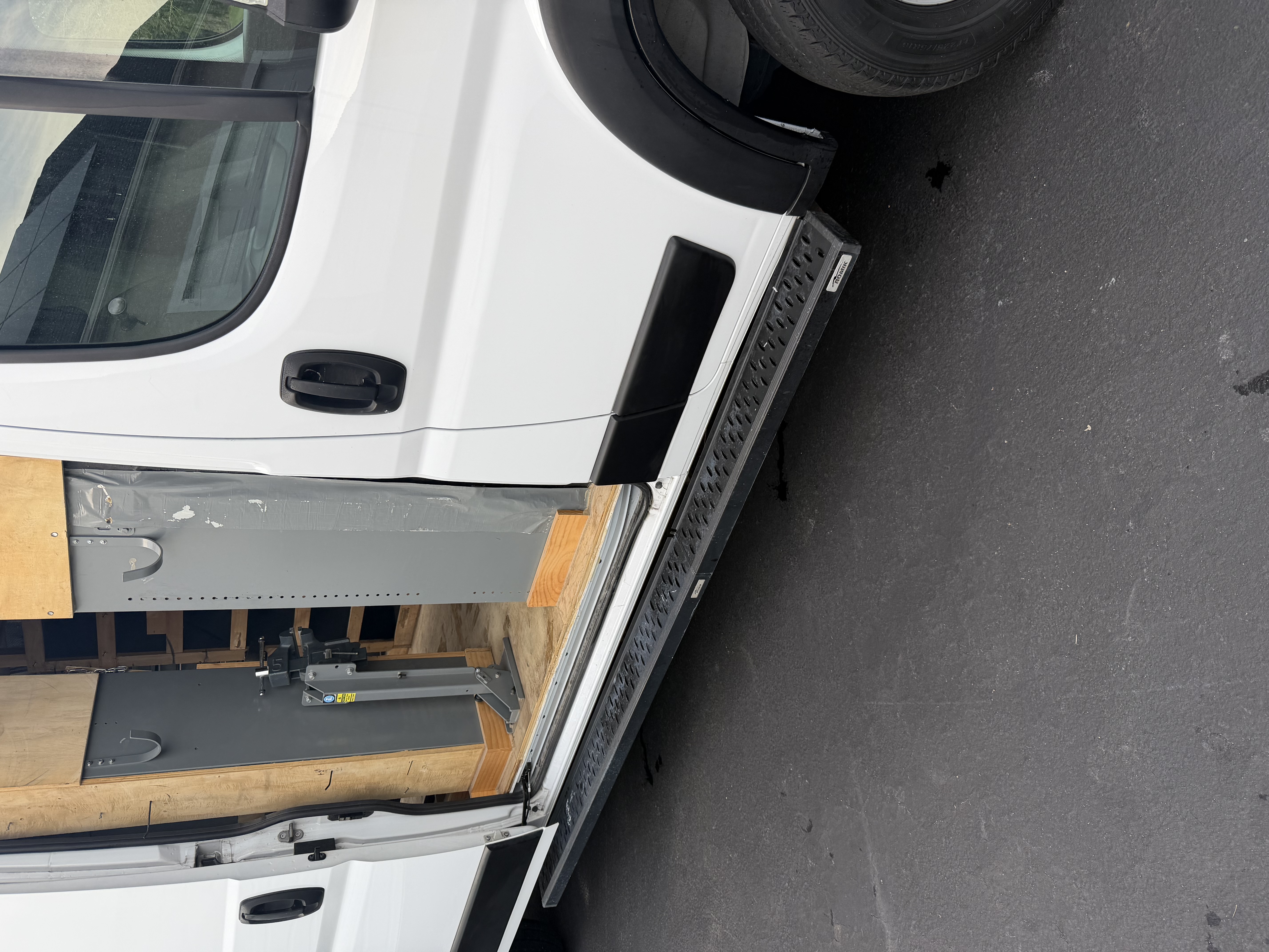 Used 2023 RAM ProMaster 3500 w/ Convenience Group FWD image 17