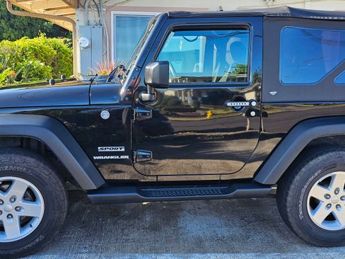 Used 2016 Jeep Wrangler Sport w/ Quick Order Package 23S image 4