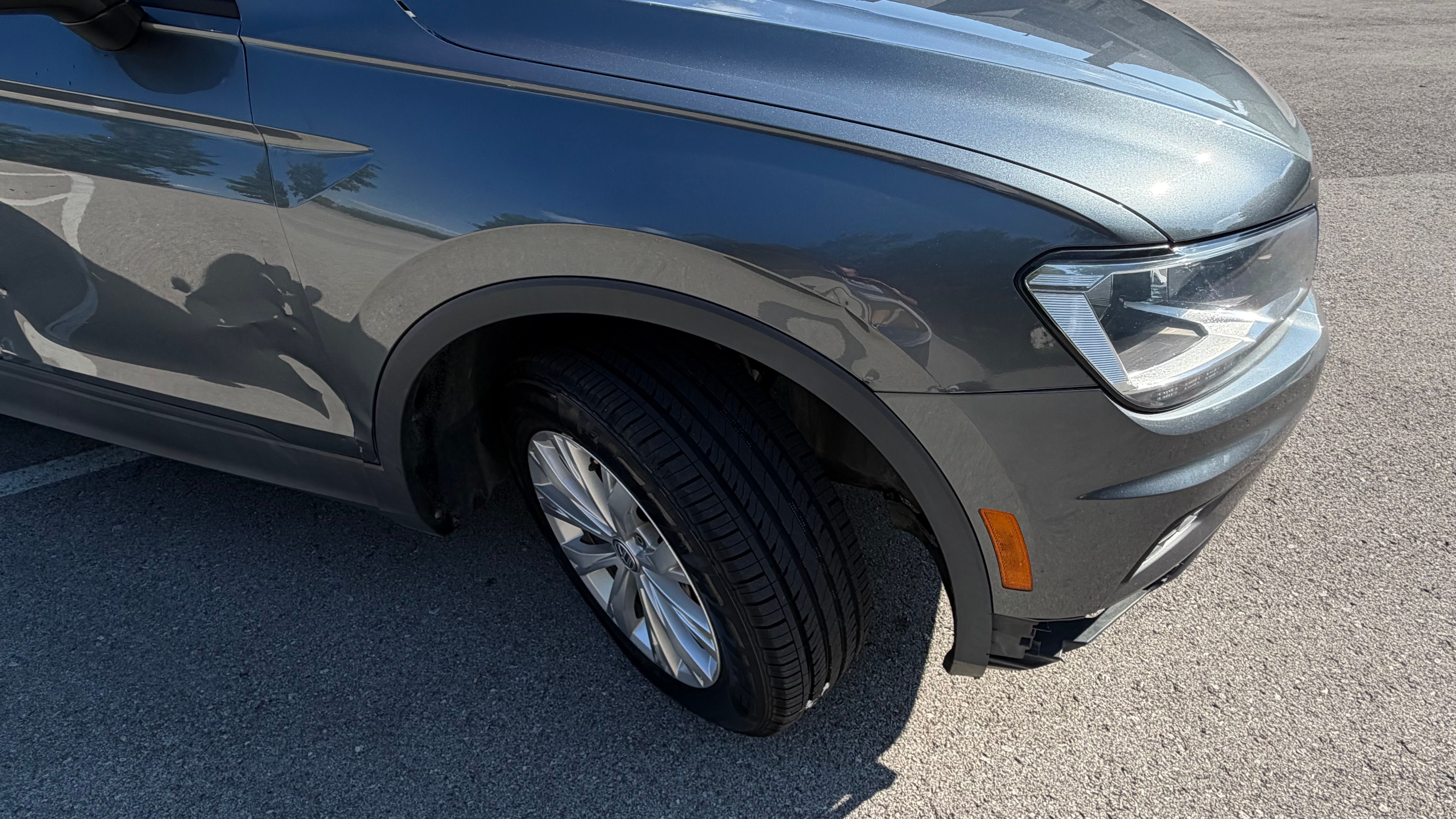 Used 2020 Volkswagen Tiguan S FWD image 2