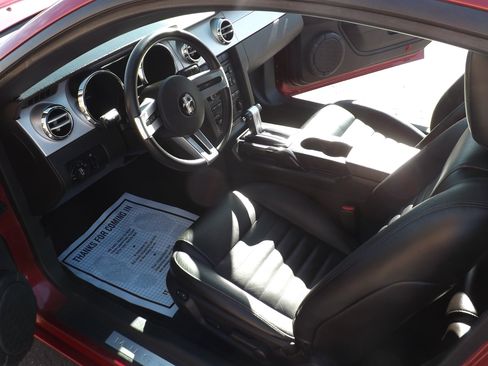 Used 2007 Ford Mustang GT Premium image 12