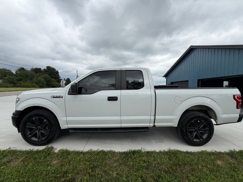 Used 2018 Ford F150 XL w/ Equipment Group 101A Mid AWD/4WD image 4