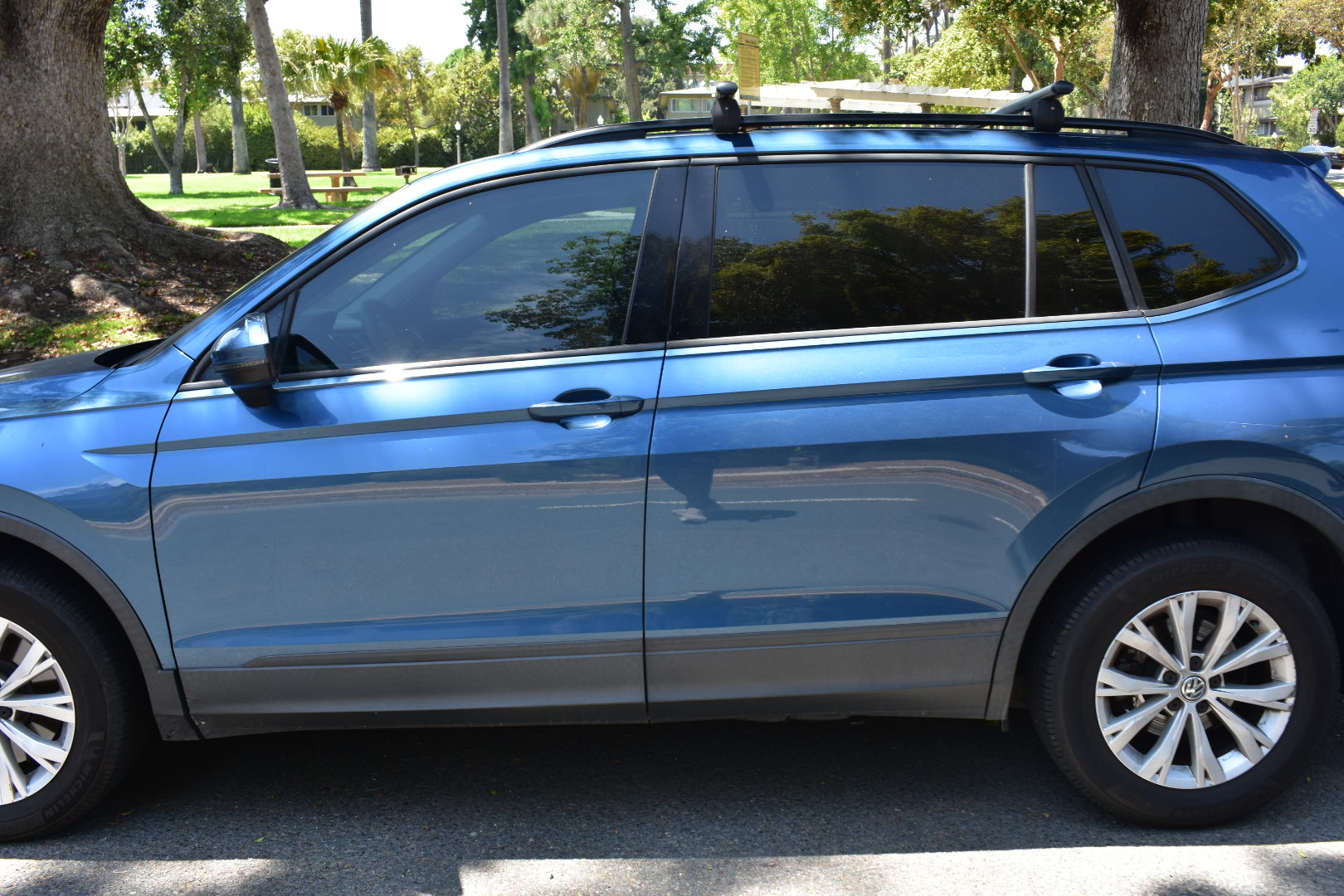 Used 2018 Volkswagen Tiguan S FWD image 1
