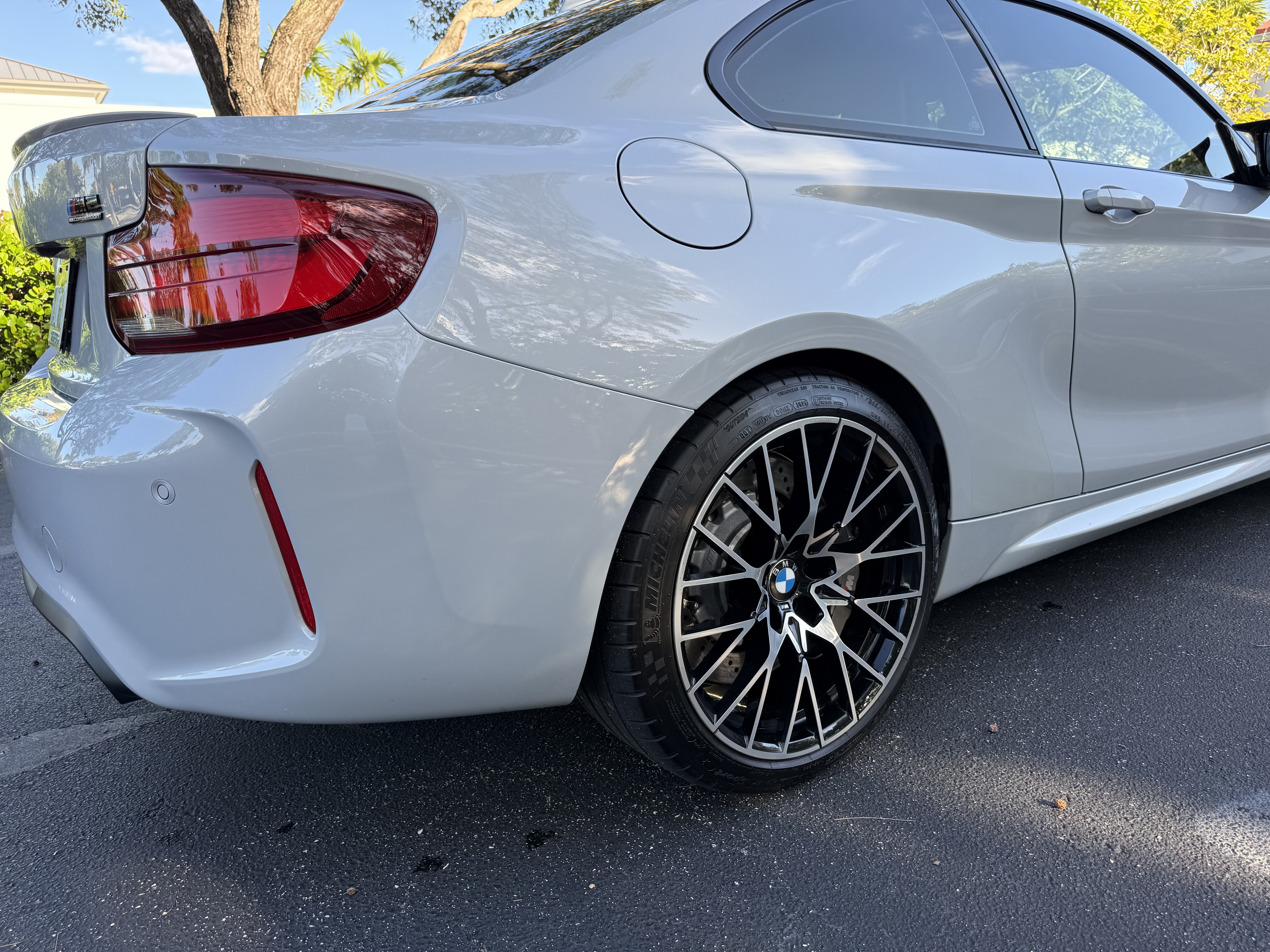 Used 2020 BMW M2 Competition w/ Executive Package RWD image 16