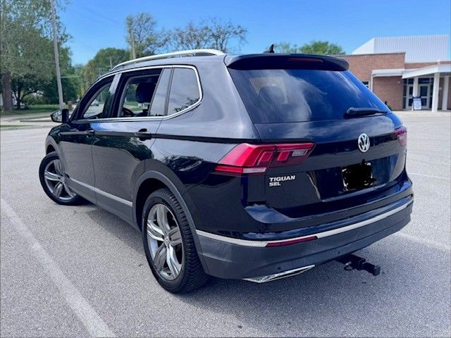 Used 2019 Volkswagen Tiguan SEL Premium w/ 3rd Row Seat Package AWD/4WD image 9
