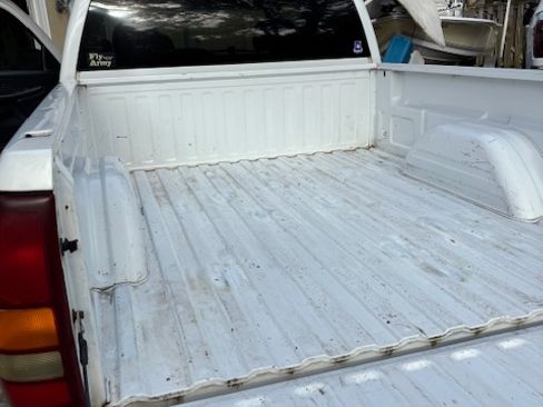 Used 2001 Chevrolet Silverado 1500 LS w/ Off-Road Chassis Pkg image 4