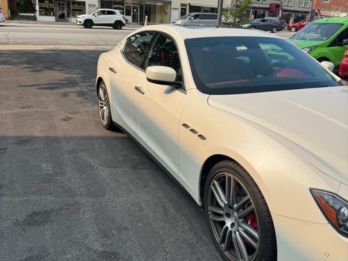 Used 2014 Maserati Ghibli S Q4 AWD/4WD image 9