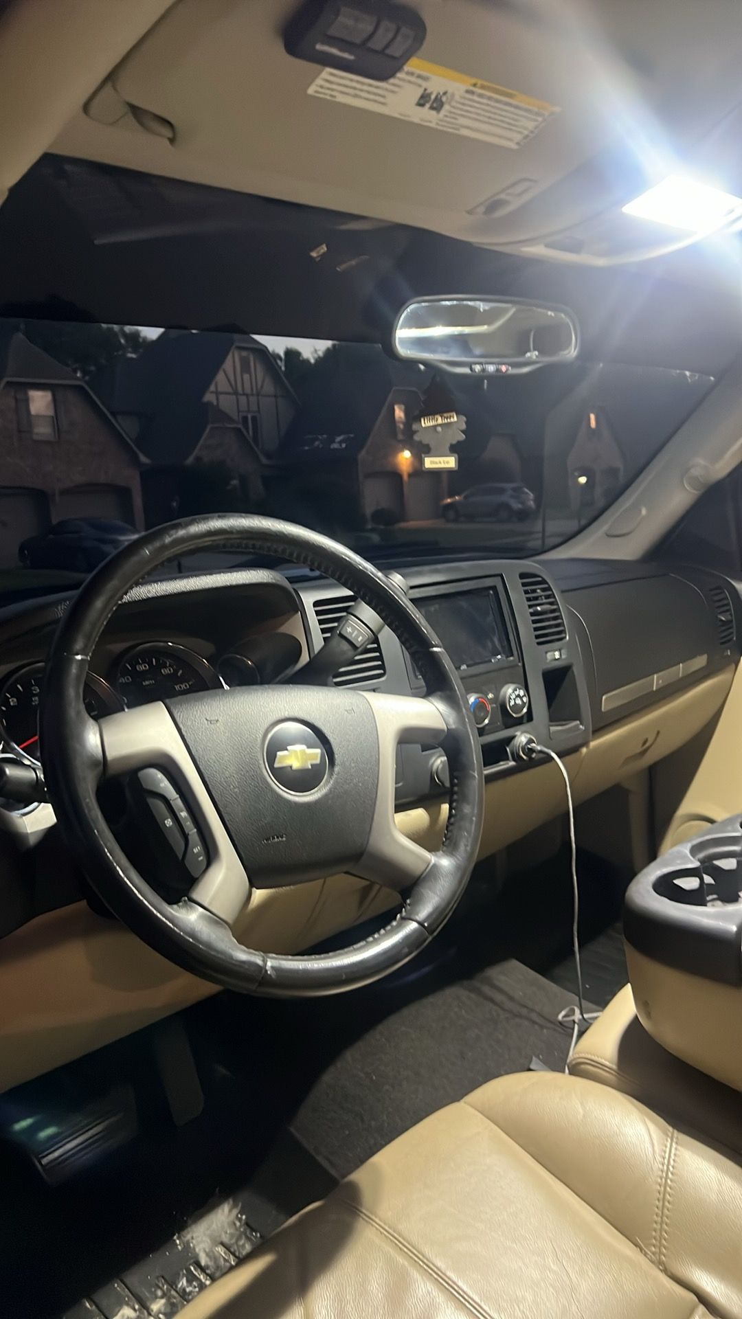 Used 2009 Chevrolet Silverado 1500 LT w/ Power Pack Plus AWD/4WD image 15