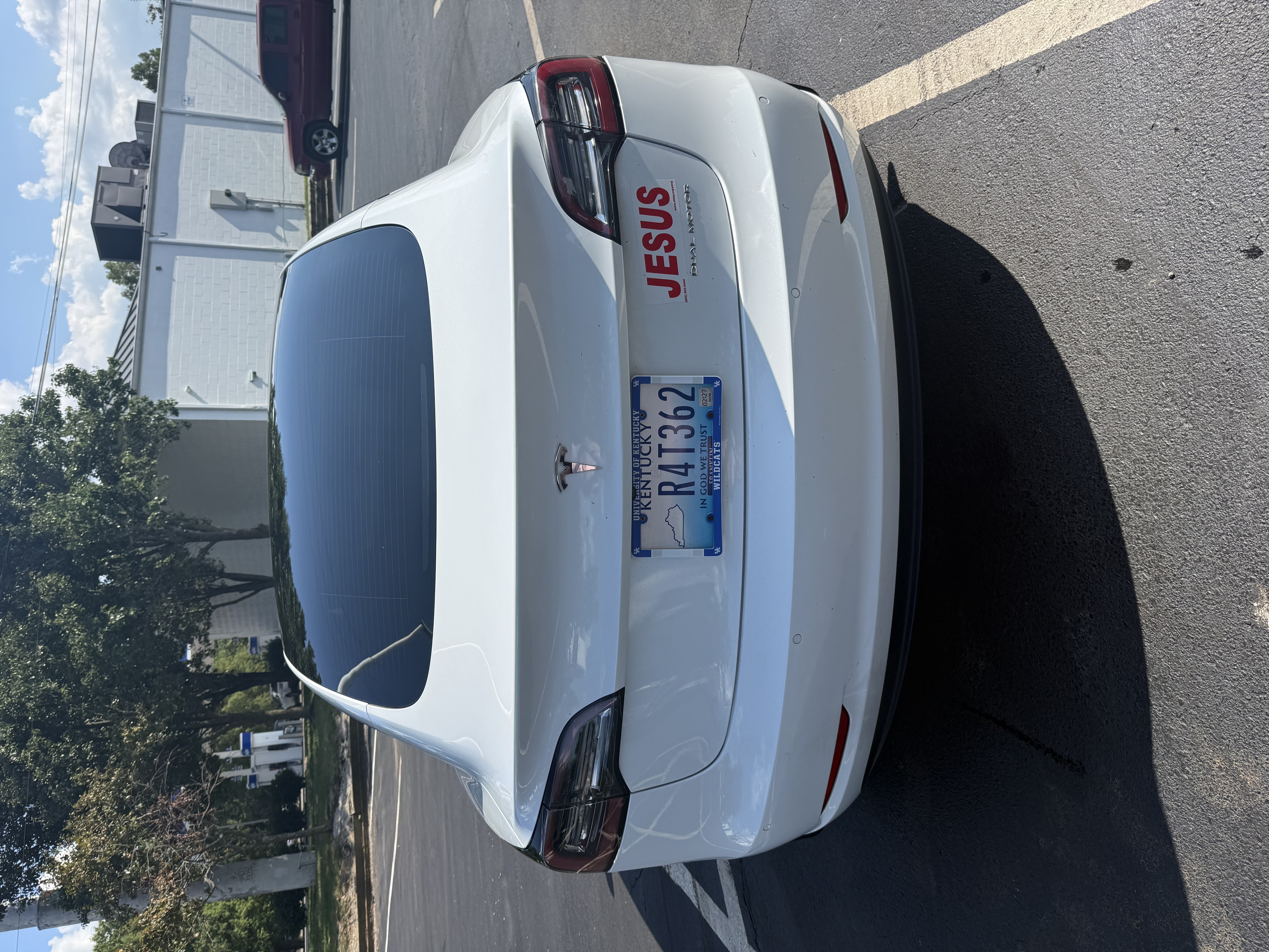Used 2022 Tesla Model 3 Long Range AWD/4WD image 4