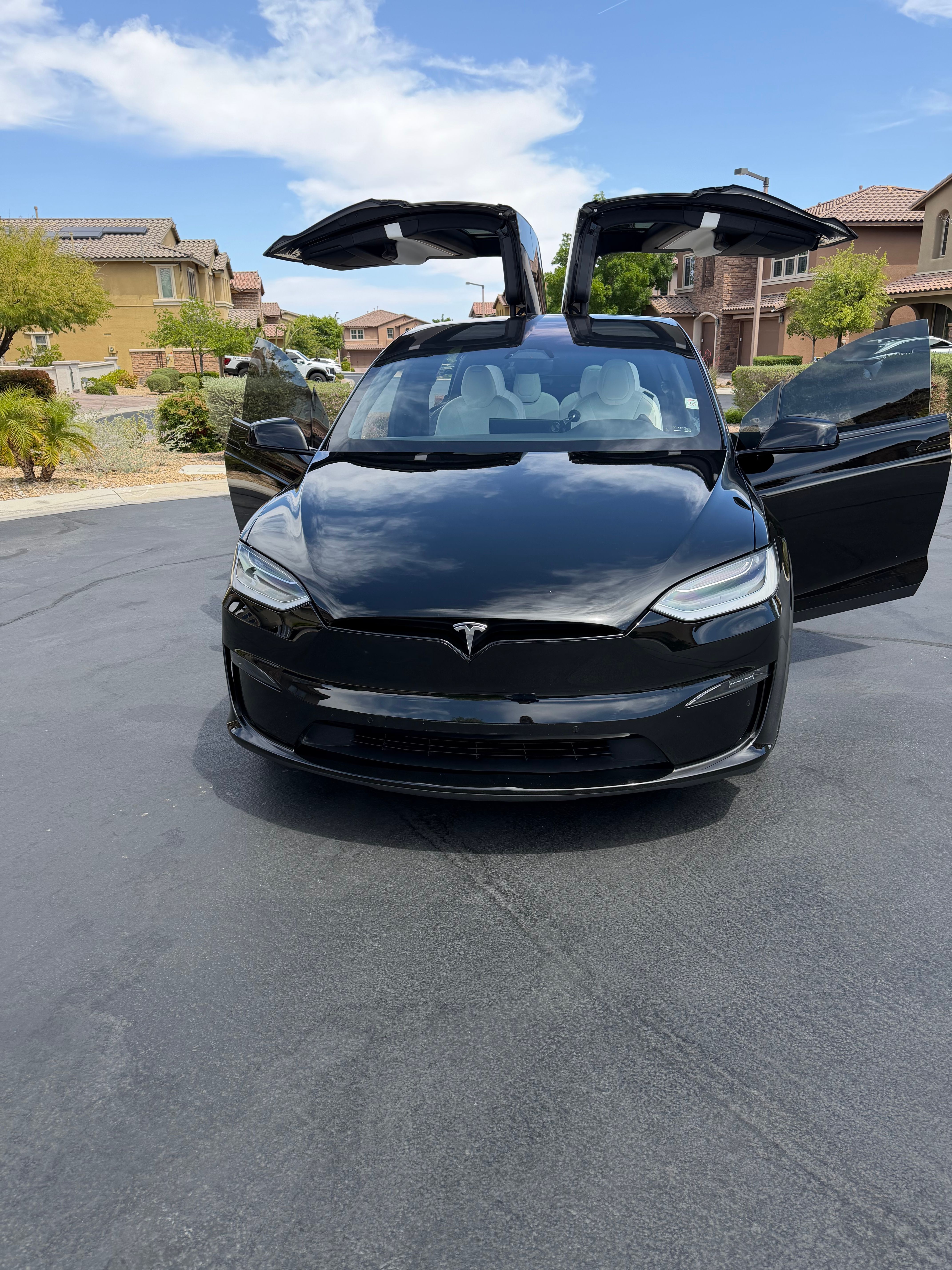 Used 2022 Tesla Model X AWD/4WD image 2